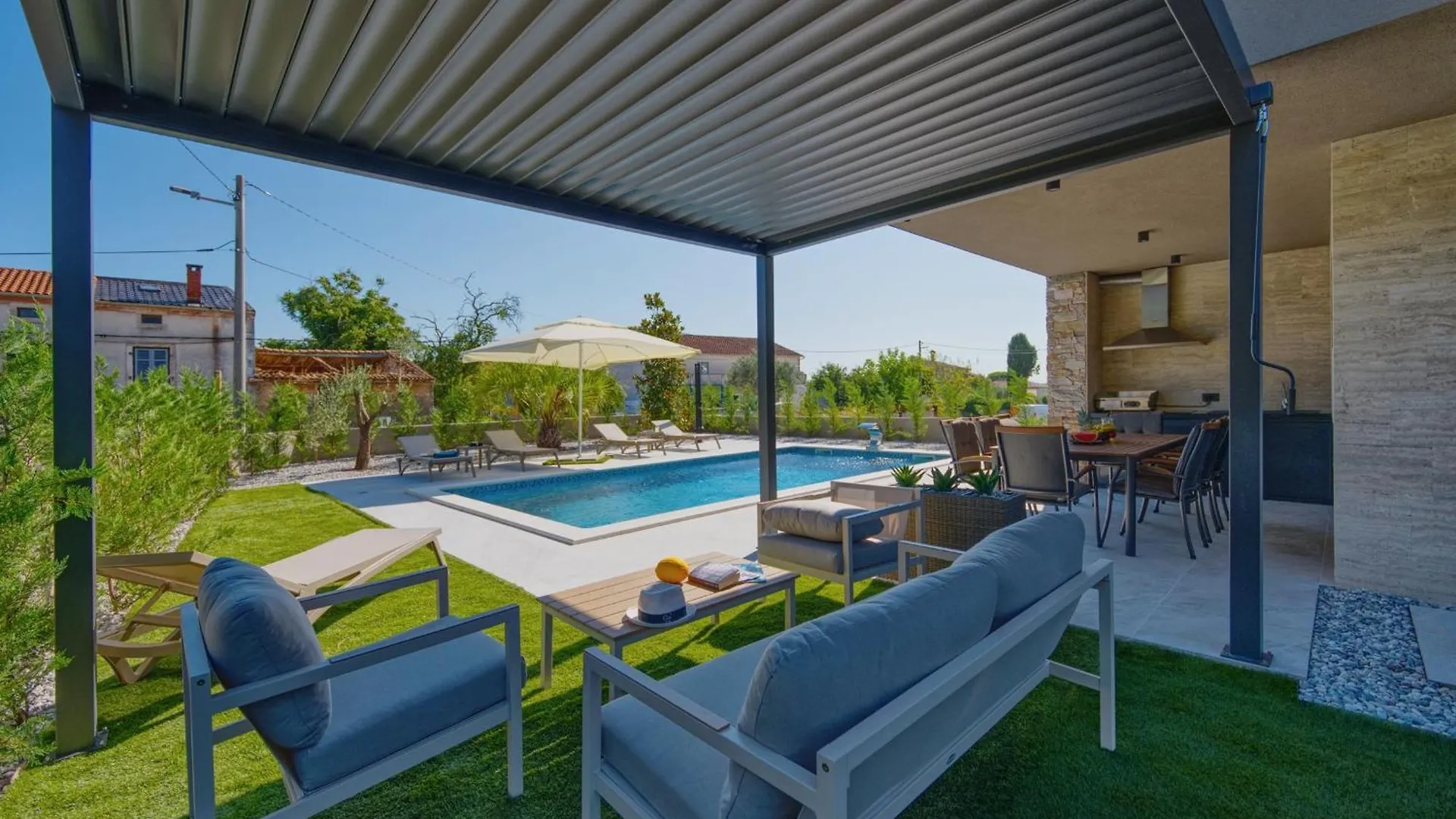 Pieron & Bavigo Villas - Spa Oasis Marcana