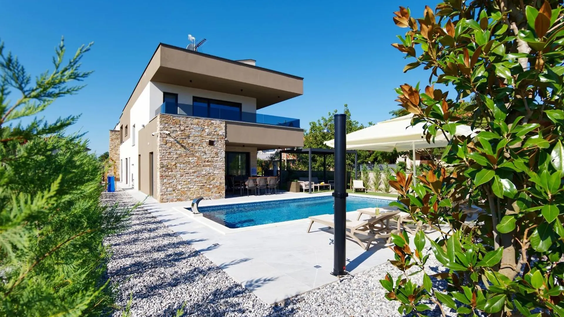 Pieron & Bavigo Villas - Spa Oasis Marcana