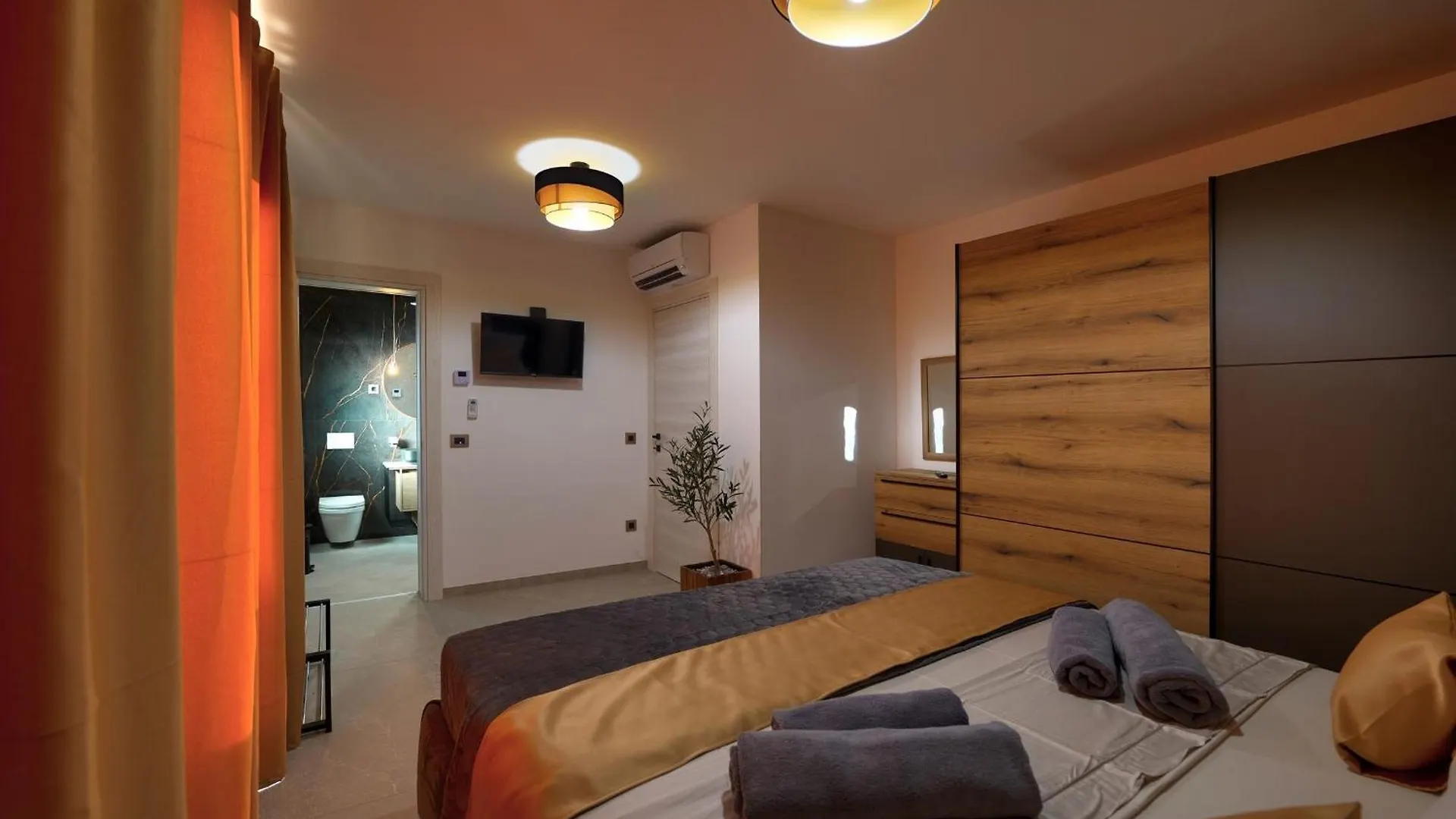 Pieron & Bavigo Villas - Spa Oasis Marcana