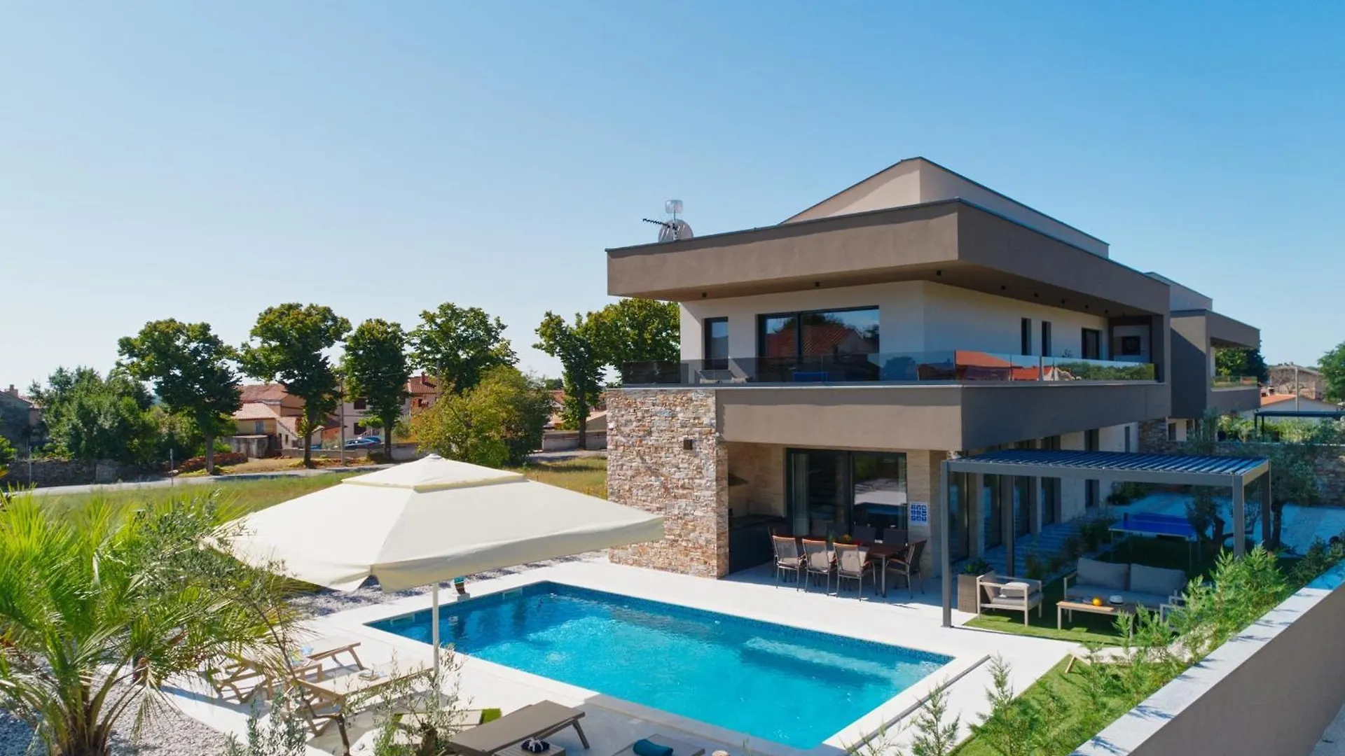 Pieron & Bavigo Villas - Spa Oasis Marcana Croatia