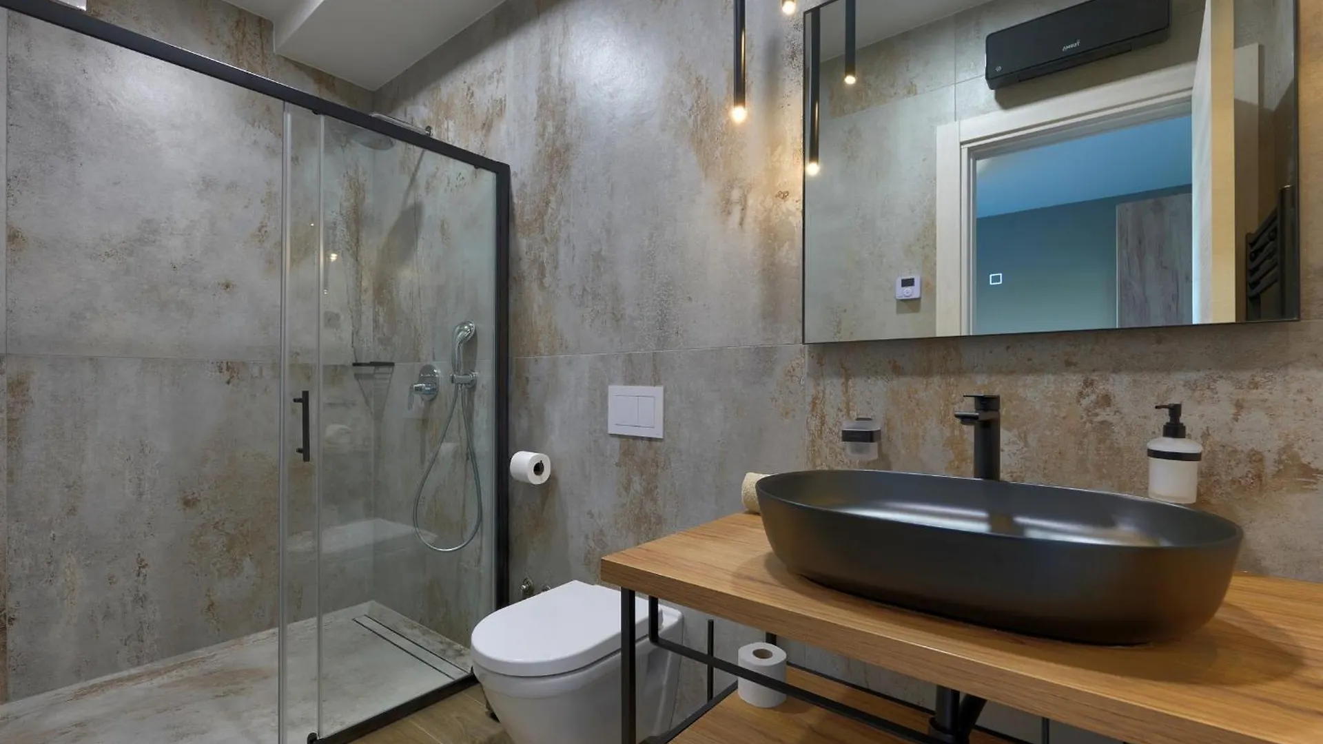 Pieron & Bavigo Villas - Spa Oasis Marcana