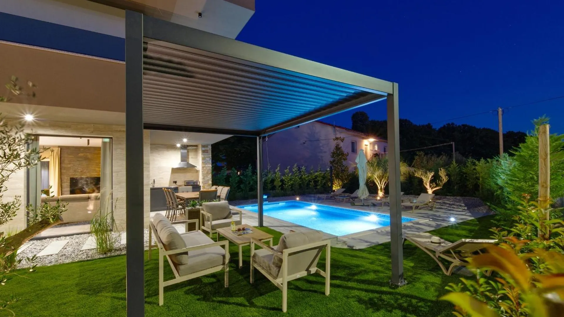Pieron & Bavigo Villas - Spa Oasis Marcana