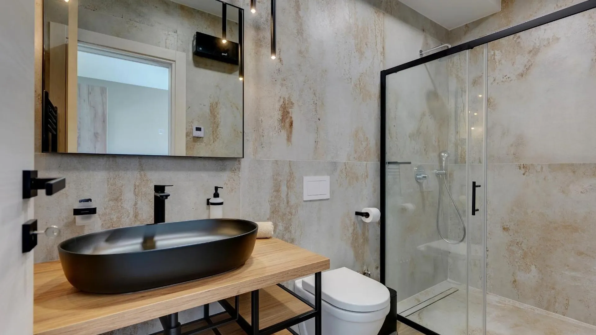 Pieron & Bavigo Villas - Spa Oasis Marcana