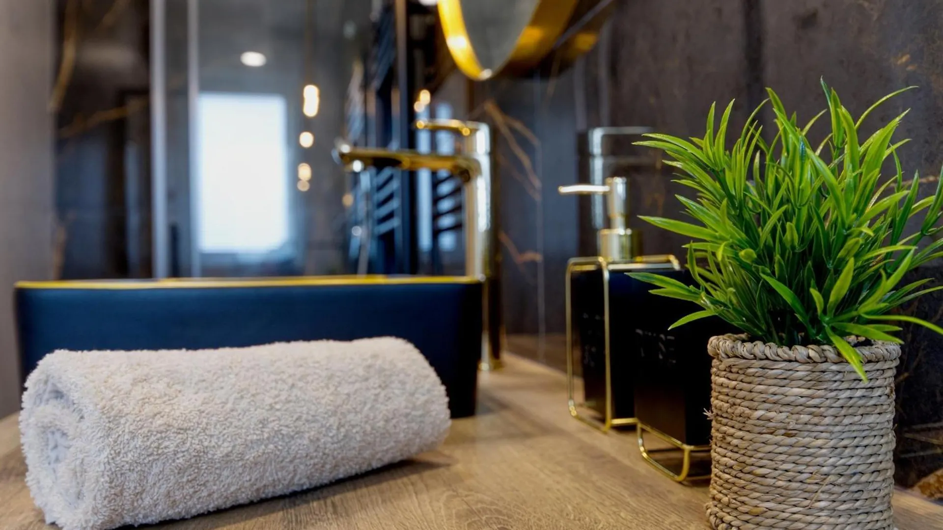 Pieron & Bavigo Villas - Spa Oasis Marcana