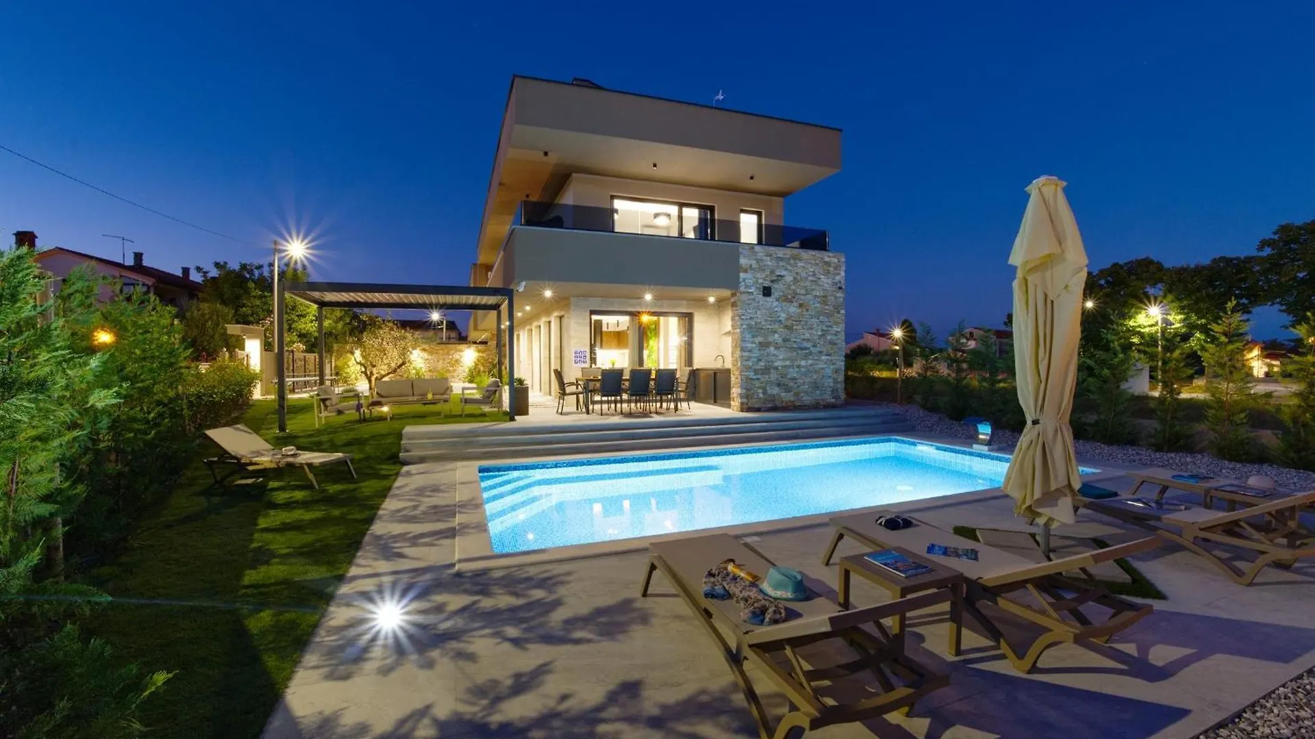 Pieron & Bavigo Villas - Spa Oasis Marcana